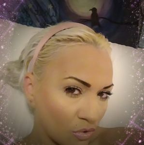 Meet your Posher, Candace